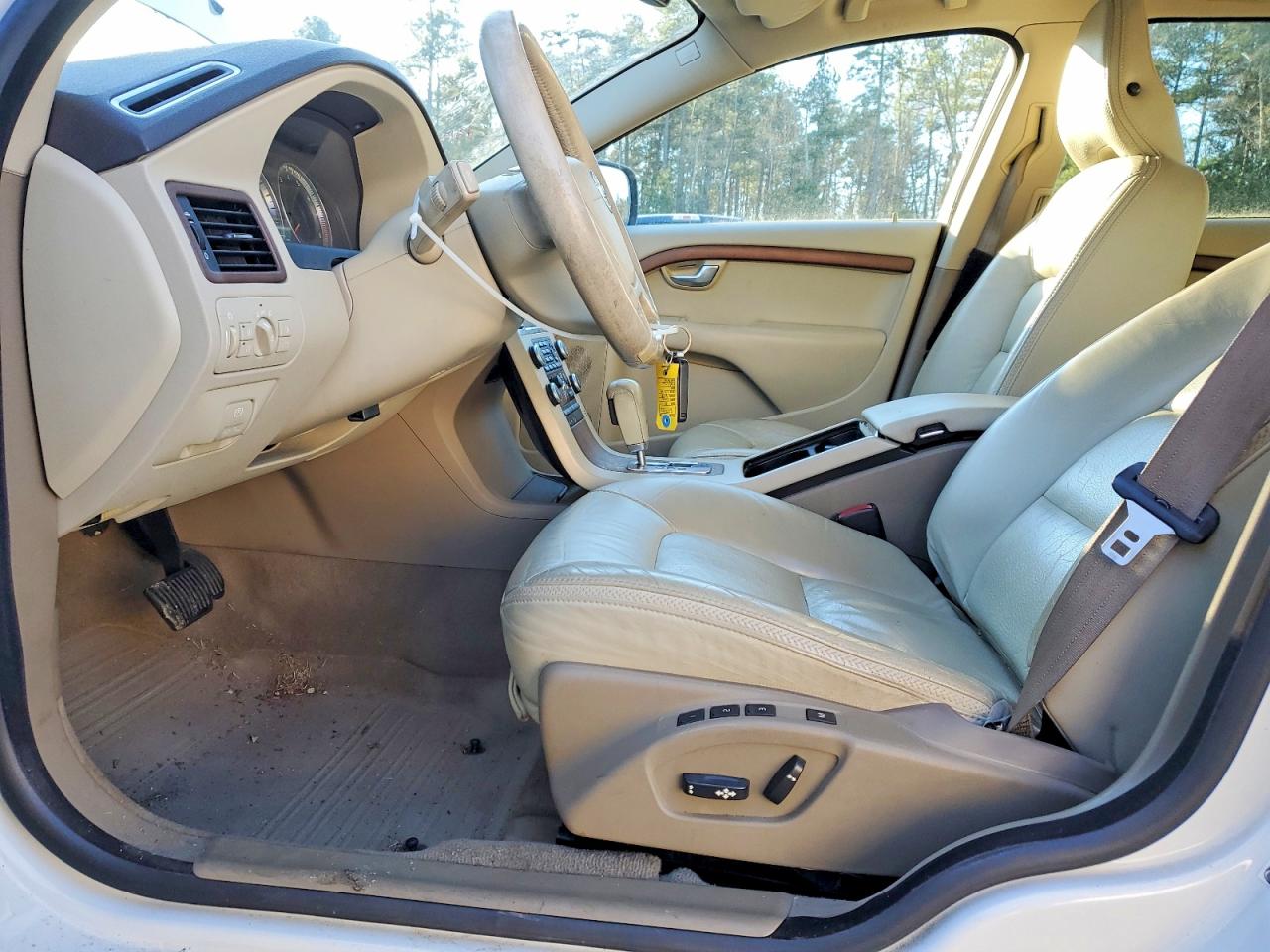 2010 VOLVO XC70 3.2 photo 7