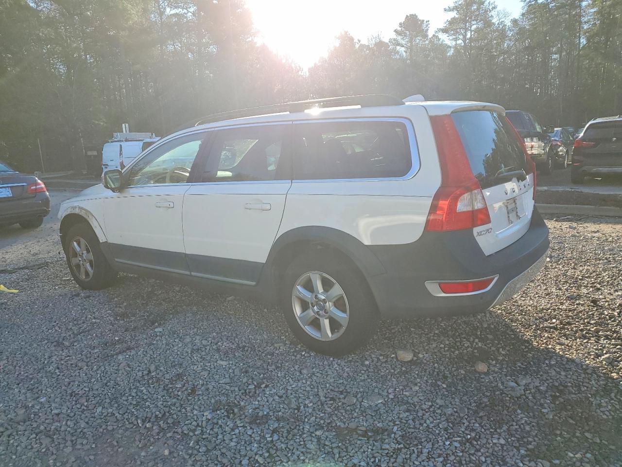 2010 VOLVO XC70 3.2 photo 2