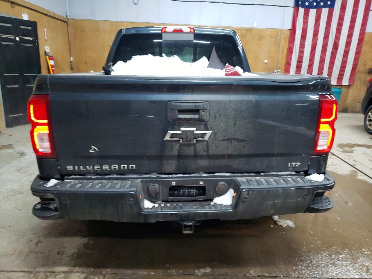 2017 CHEVROLET SILVERADO K1500 LTZ photo 6