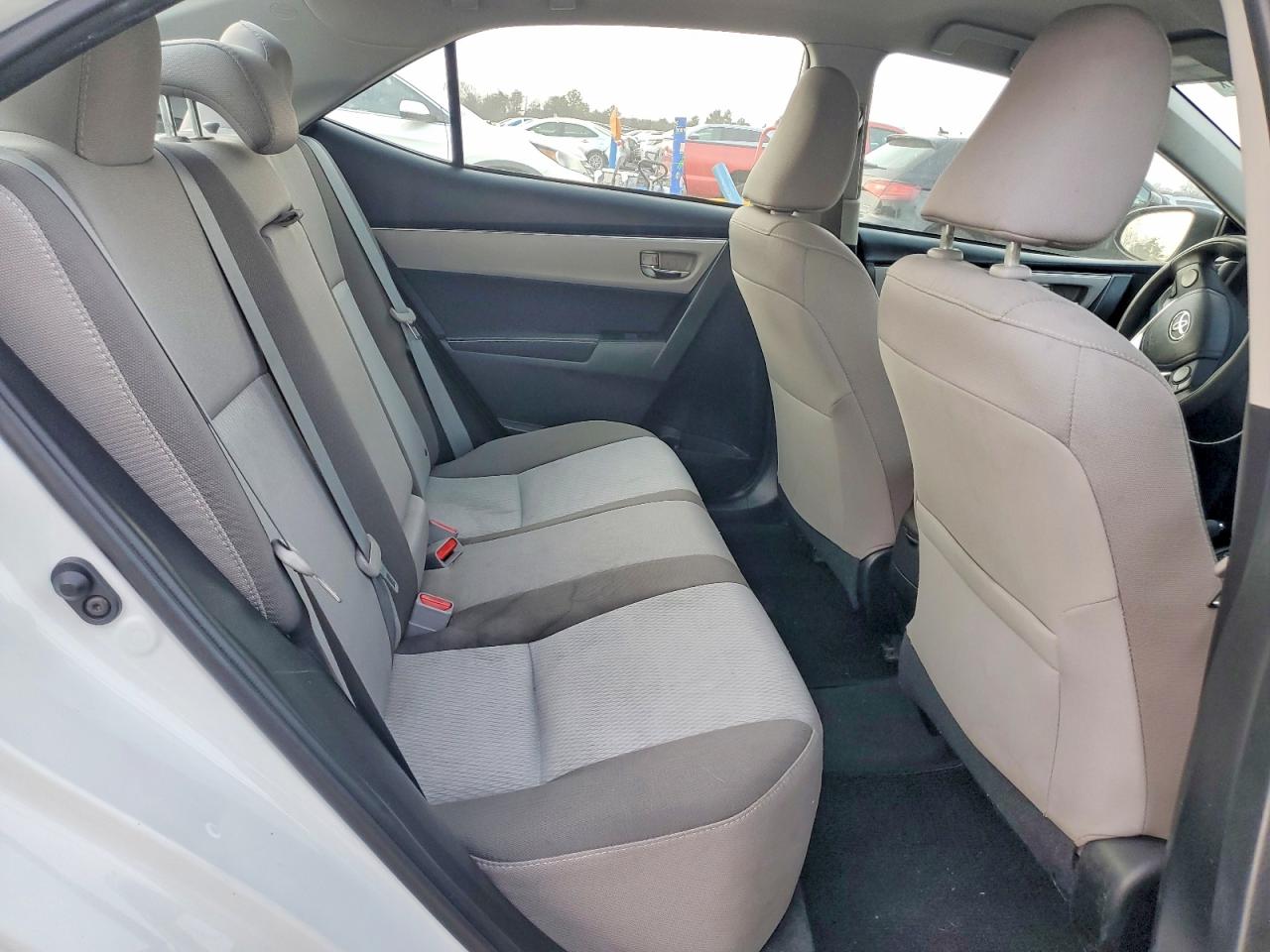 2017 TOYOTA COROLLA L photo 10