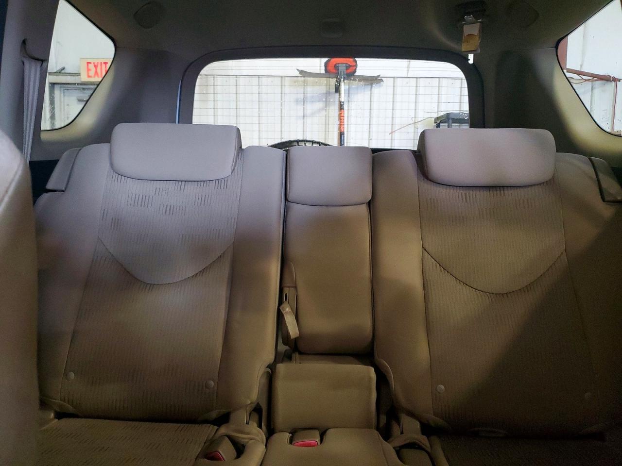 2010 TOYOTA RAV4 photo 10