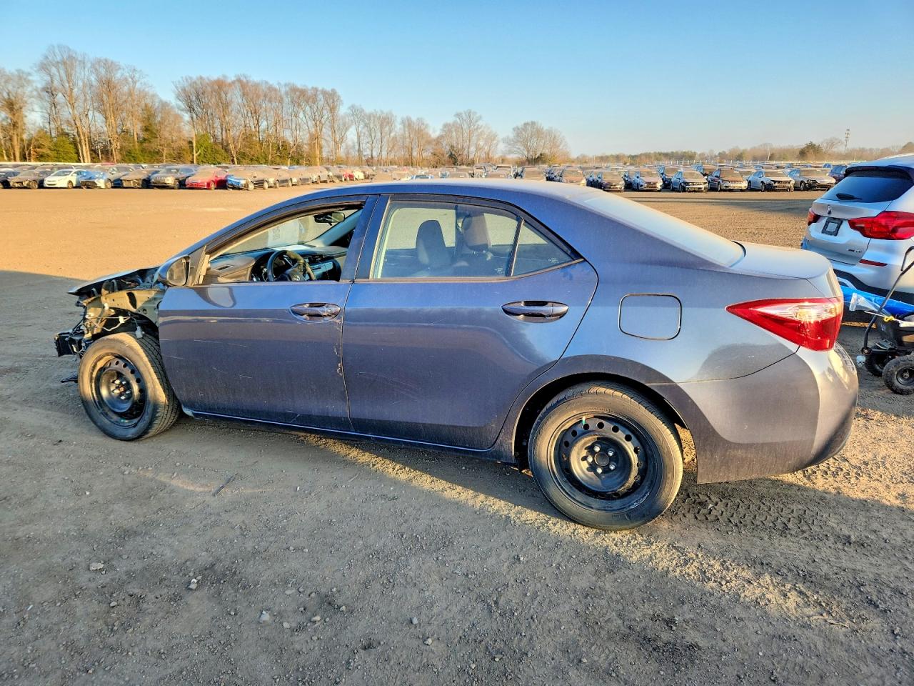 2018 TOYOTA COROLLA L photo 2