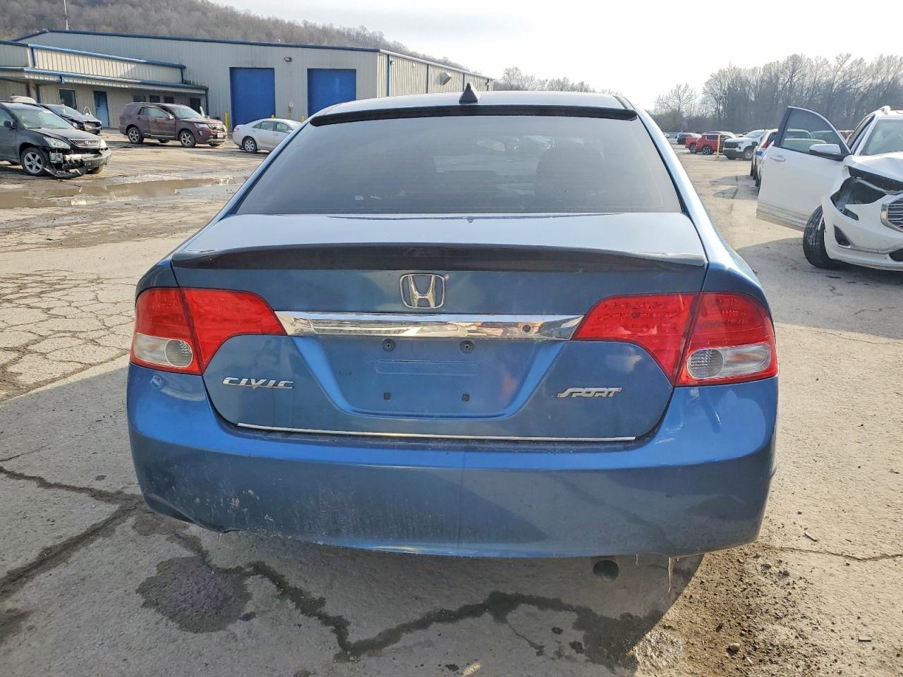 2010 HONDA CIVIC LX photo 6