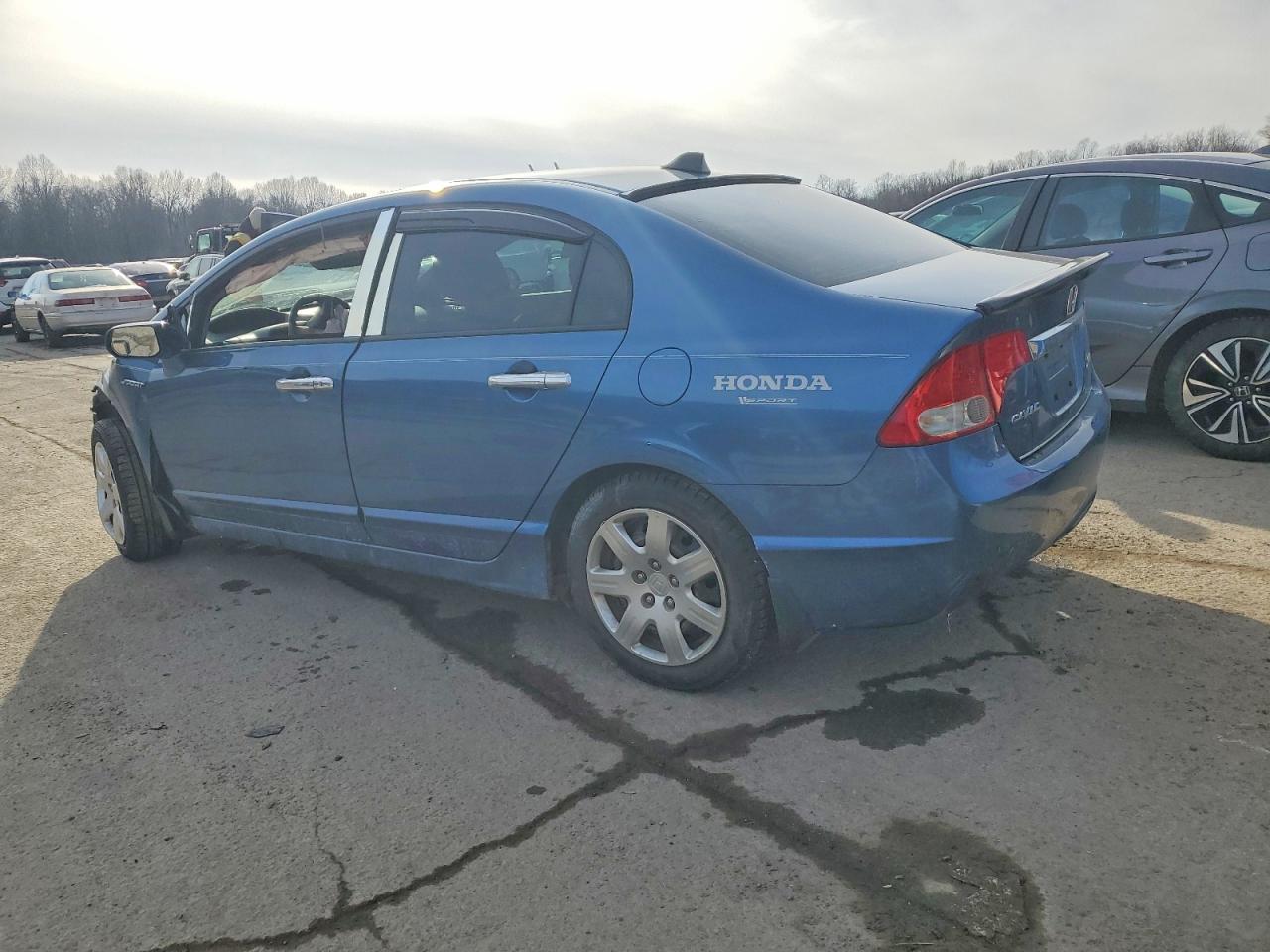 2010 HONDA CIVIC LX photo 2