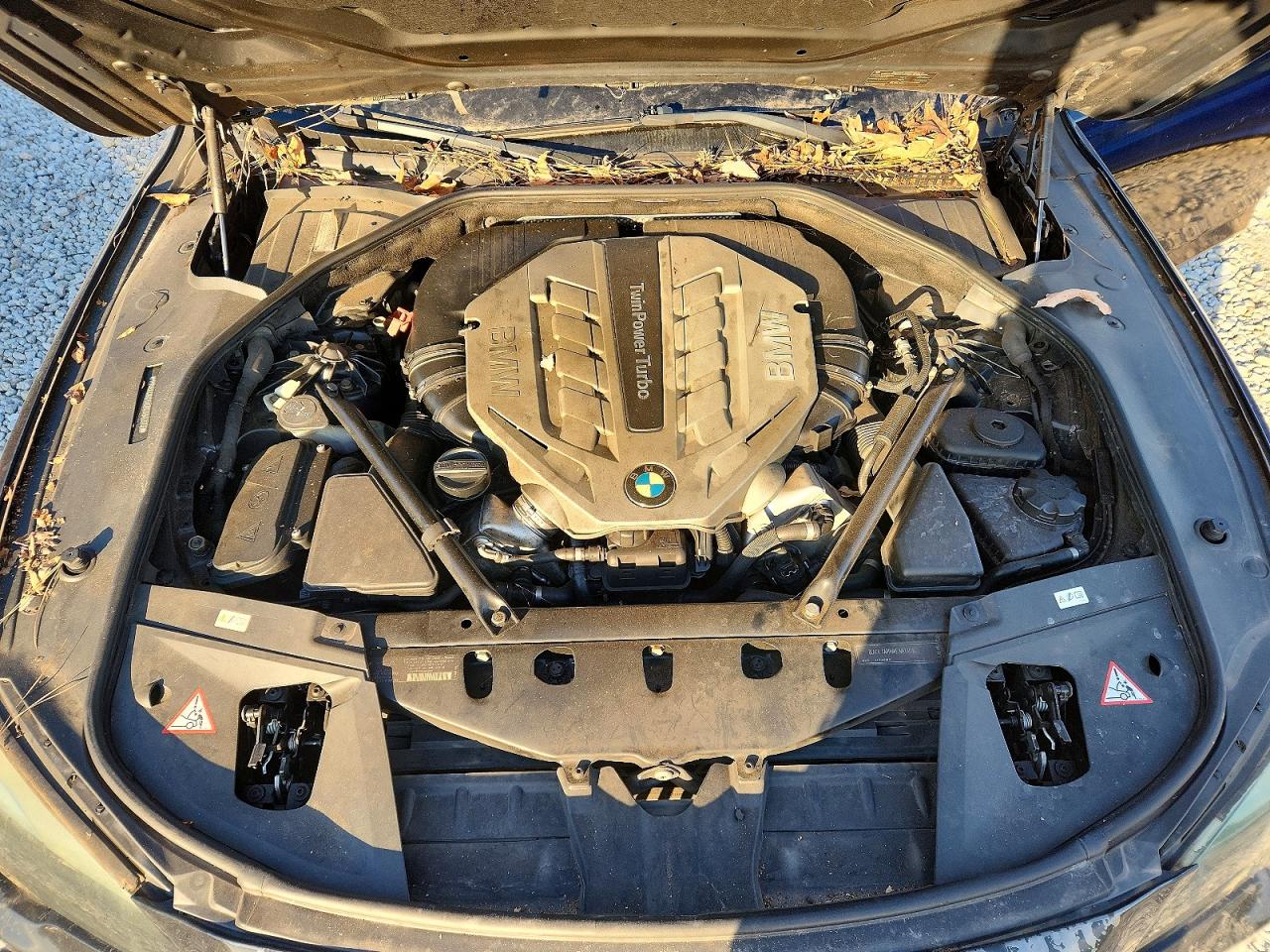 2012 BMW 750 photo 11
