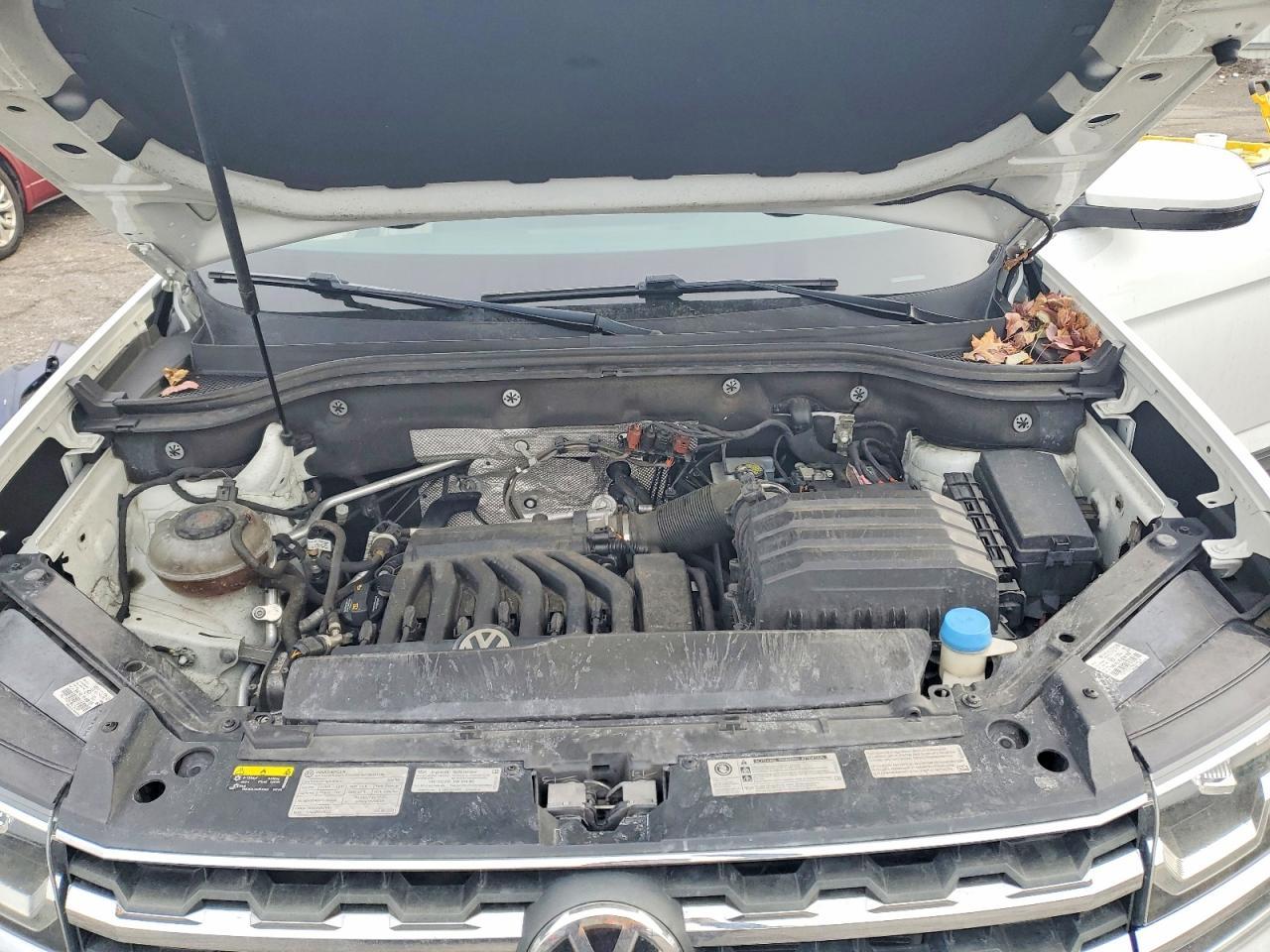 2018 VOLKSWAGEN ATLAS SE photo 12