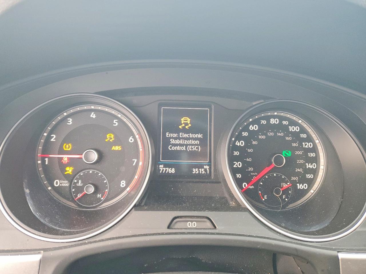 2018 VOLKSWAGEN ATLAS SE photo 9