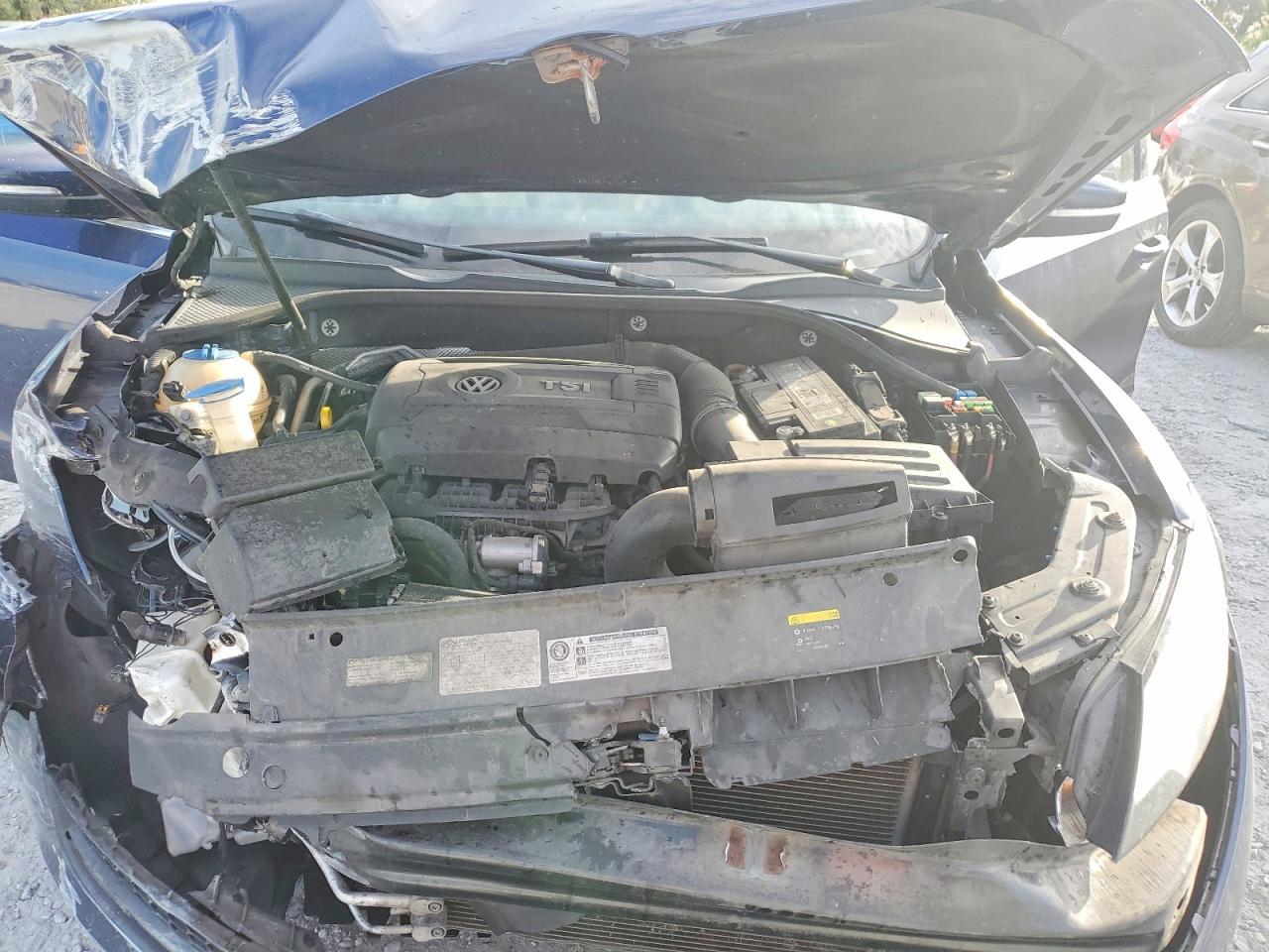 2014 VOLKSWAGEN PASSAT SE photo 11
