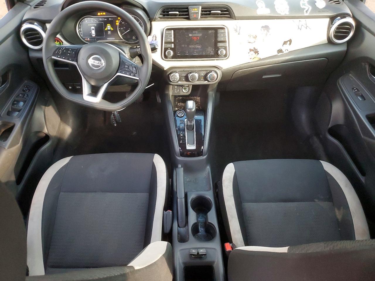 2021 NISSAN VERSA SV photo 8