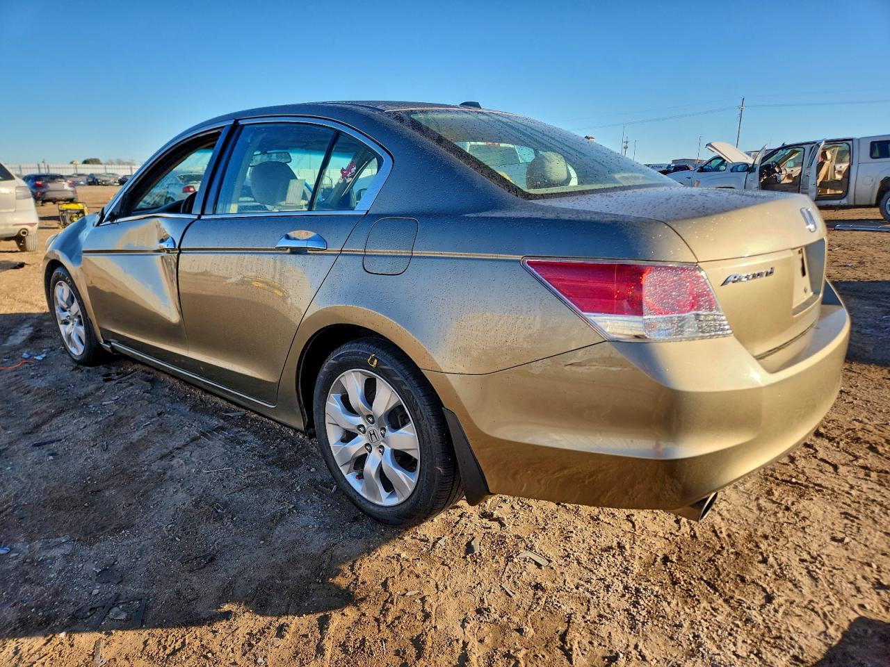 2010 HONDA ACCORD EXL photo 2