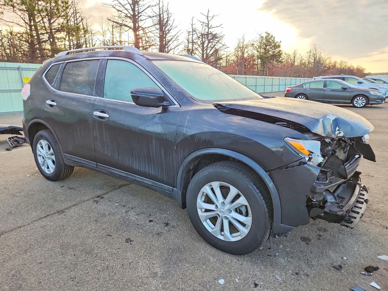 2016 NISSAN ROGUE S photo 4