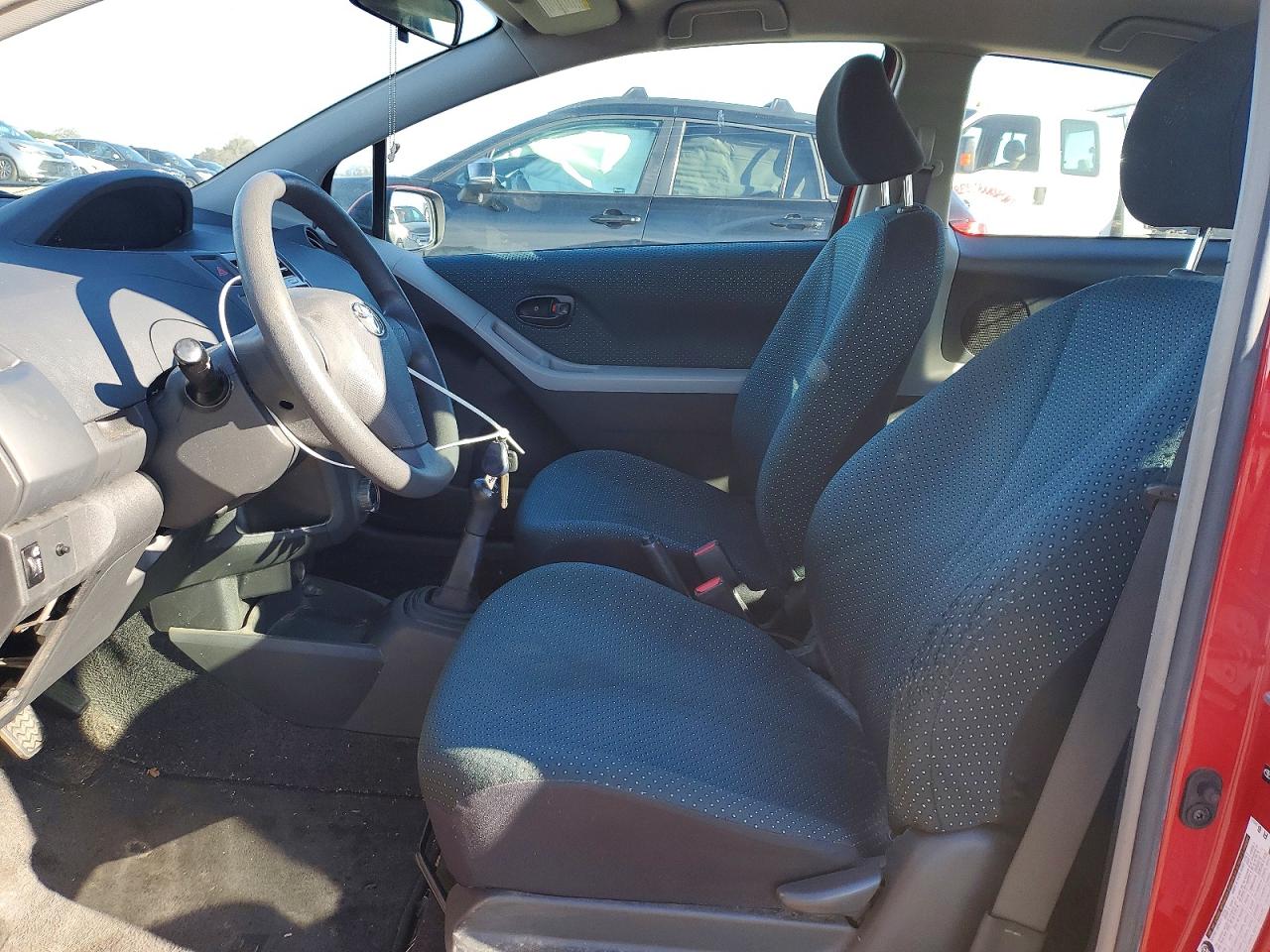 2007 TOYOTA YARIS photo 7