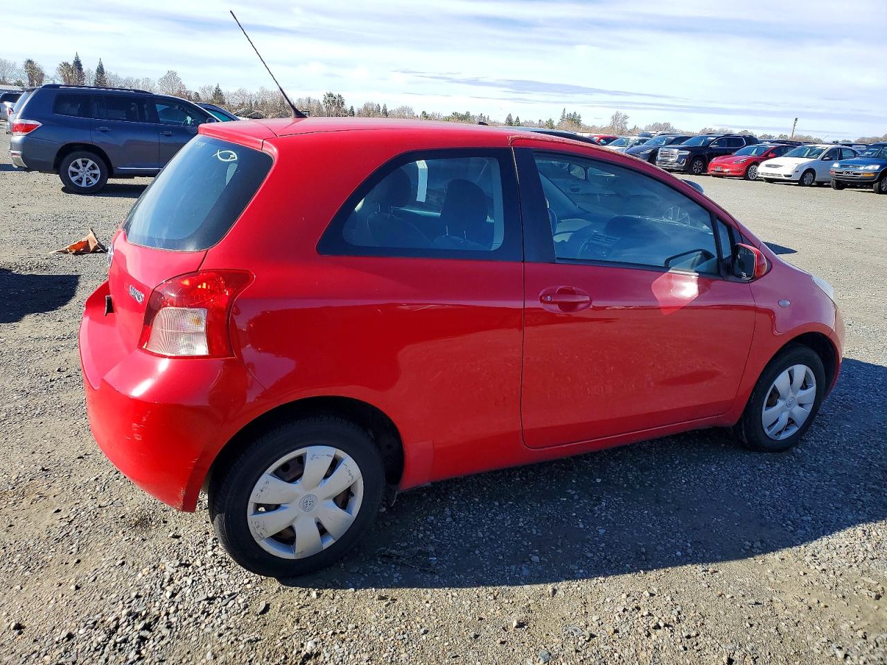 2007 TOYOTA YARIS photo 3