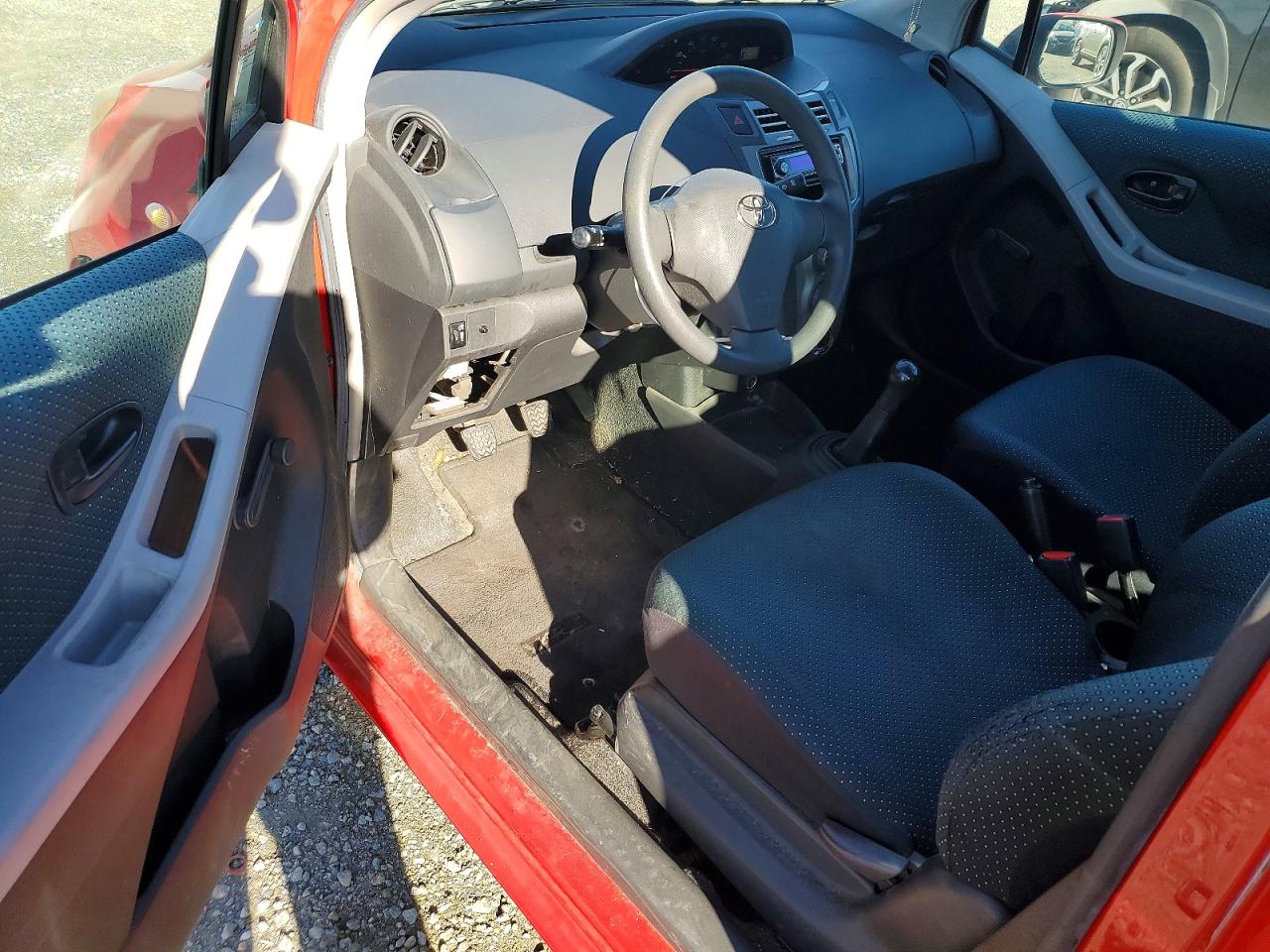 2007 TOYOTA YARIS photo 8