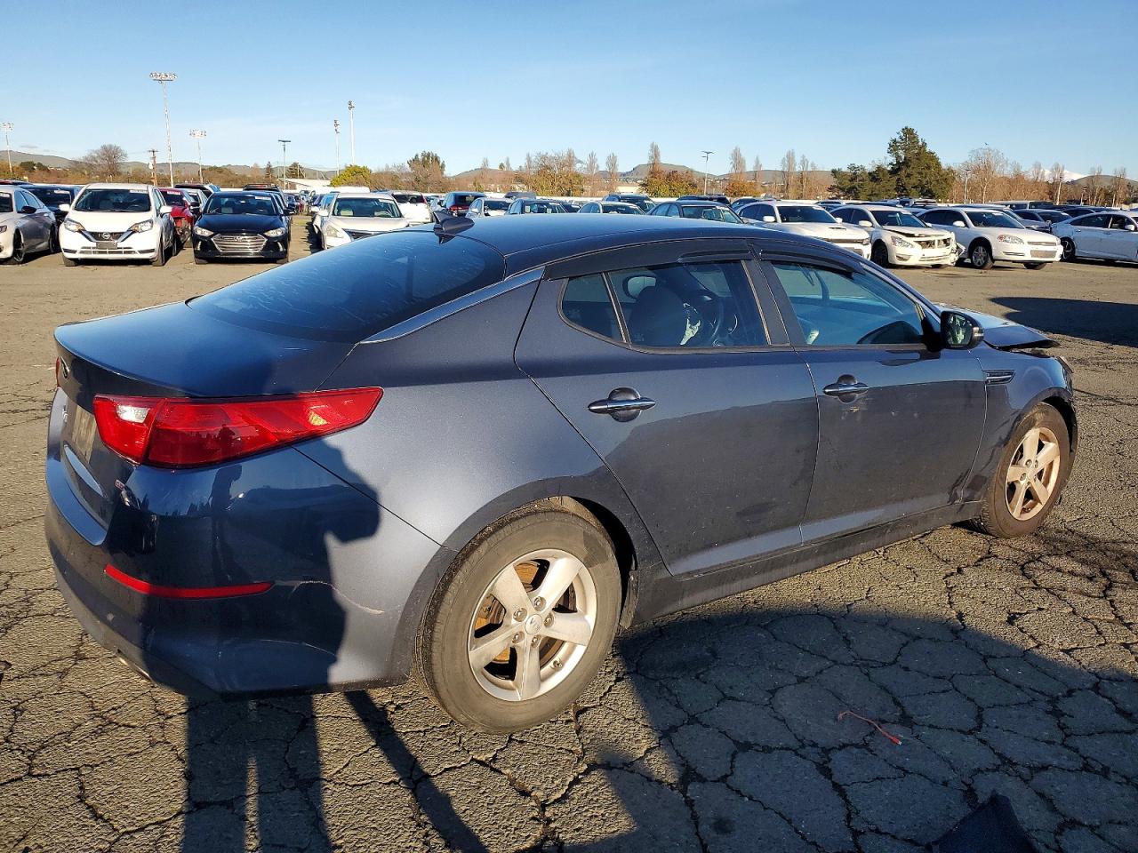 2015 KIA OPTIMA LX photo 3