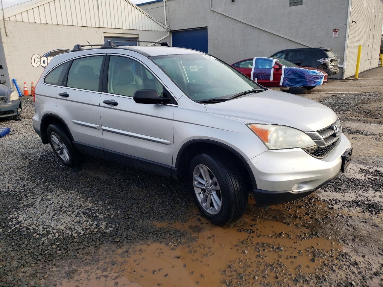 2011 HONDA CR-V LX photo 4