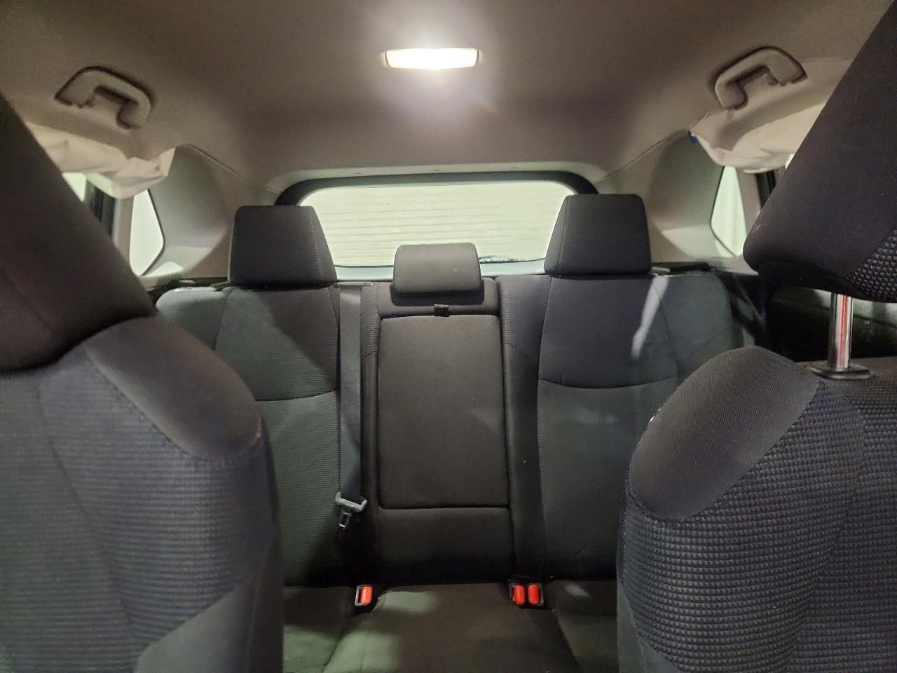 2022 TOYOTA RAV4 LE photo 10