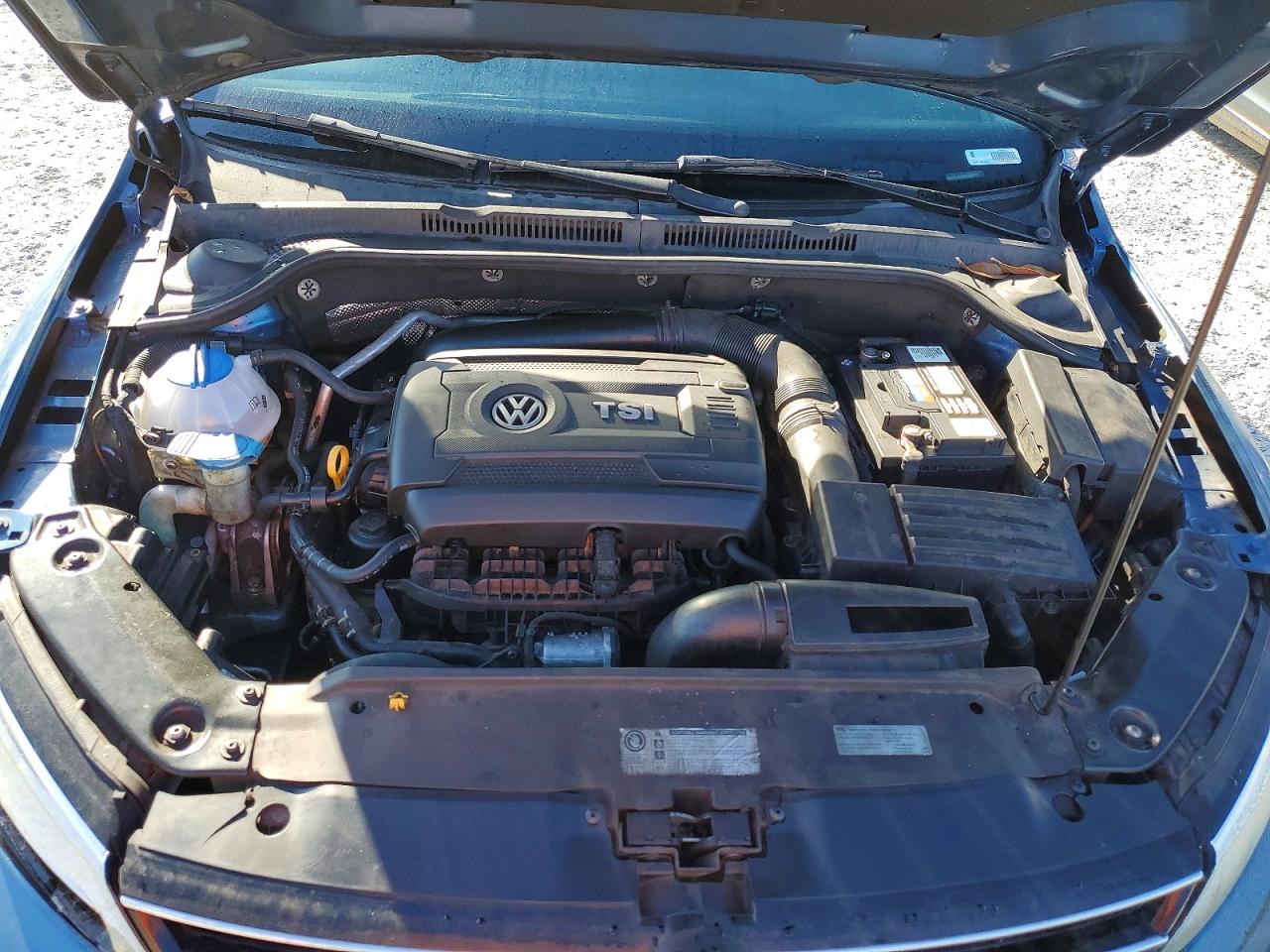2015 VOLKSWAGEN JETTA SE photo 11