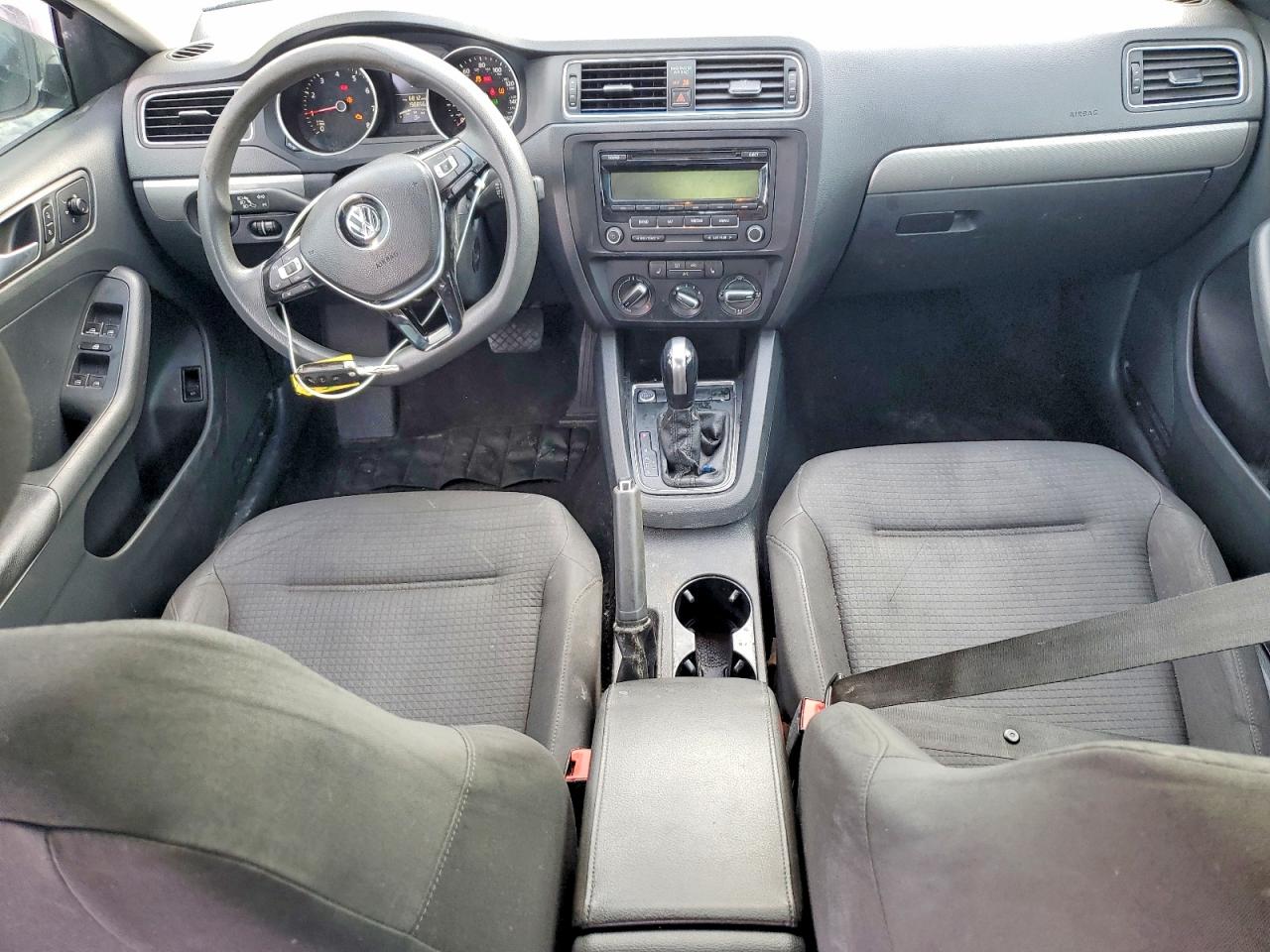 2015 VOLKSWAGEN JETTA SE photo 8