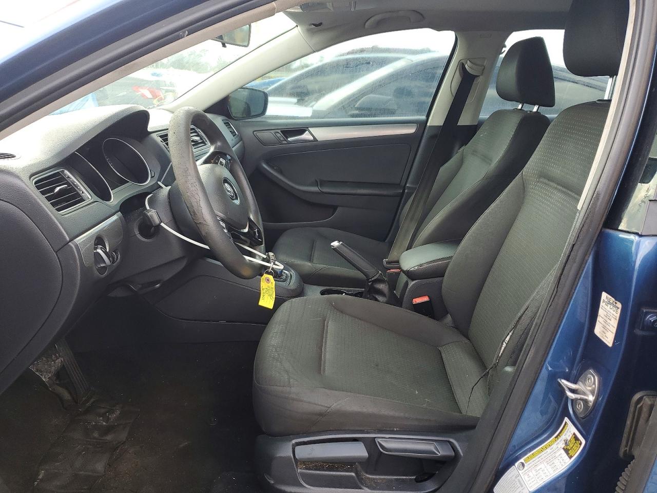 2015 VOLKSWAGEN JETTA SE photo 7
