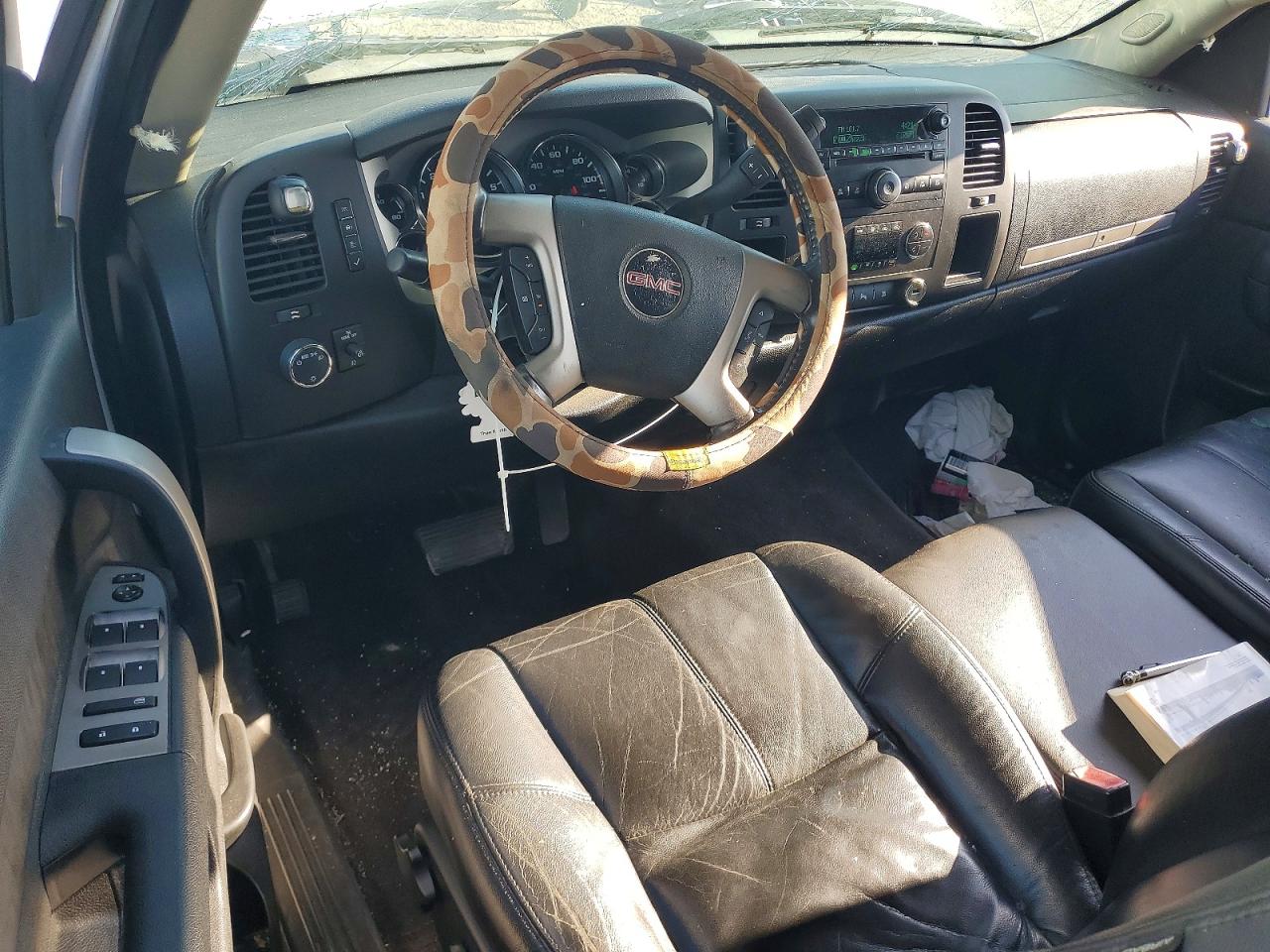 2011 GMC SIERRA C1500 SLE photo 8