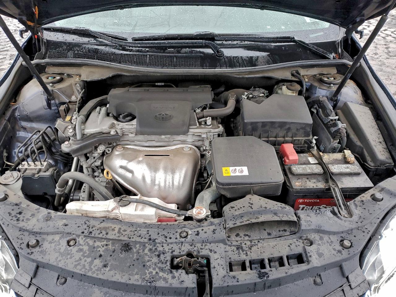 2017 TOYOTA CAMRY LE photo 11