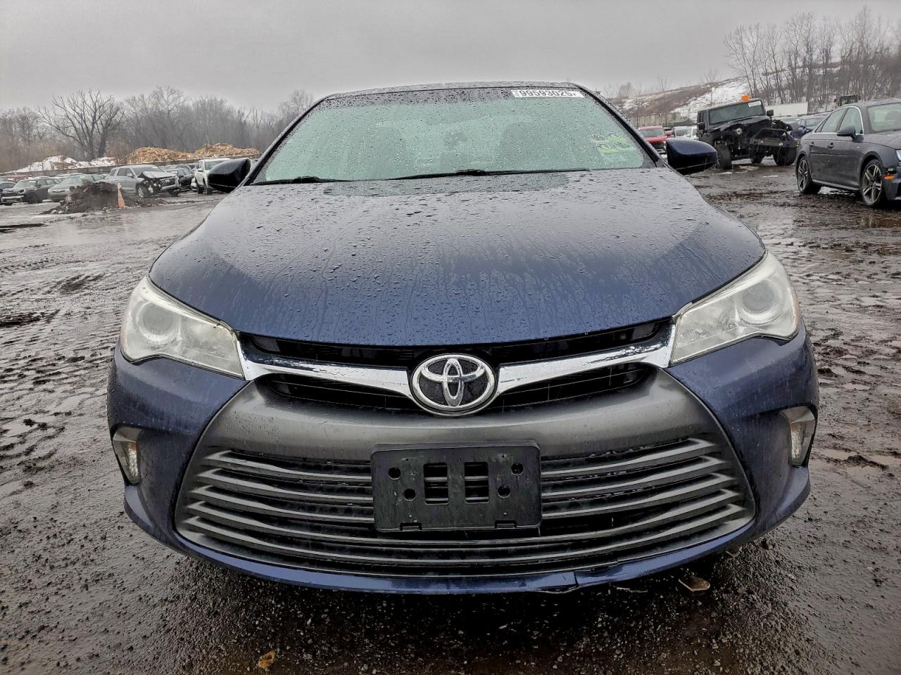2017 TOYOTA CAMRY LE photo 5