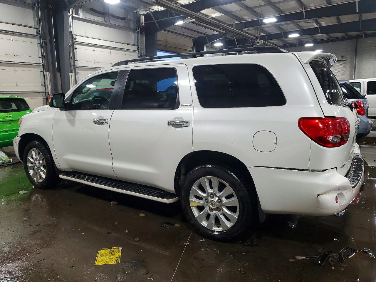 2008 TOYOTA SEQUOIA PLATINUM photo 2