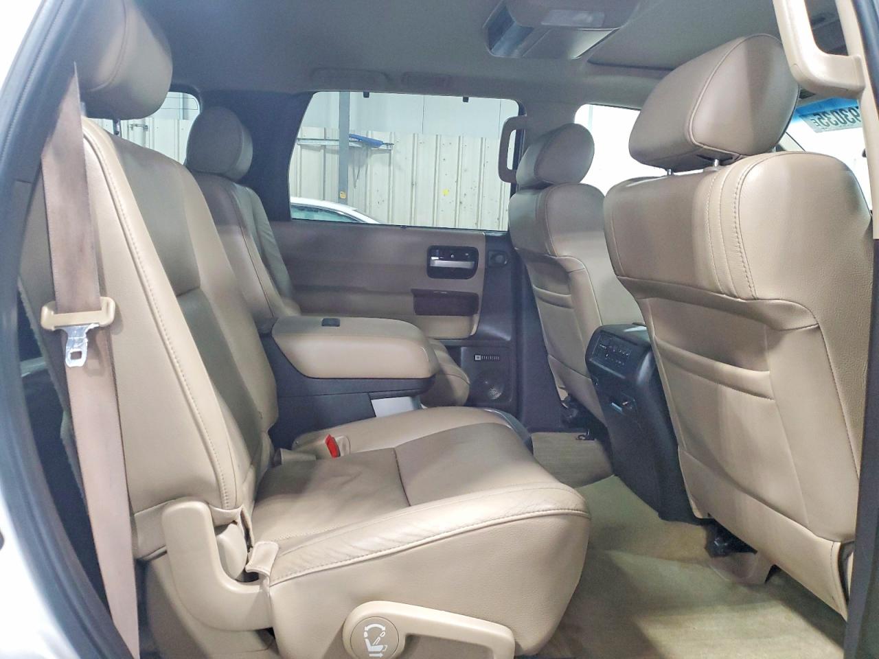 2008 TOYOTA SEQUOIA PLATINUM photo 11