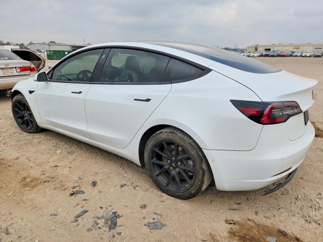 2020 TESLA MODEL 3 photo 2