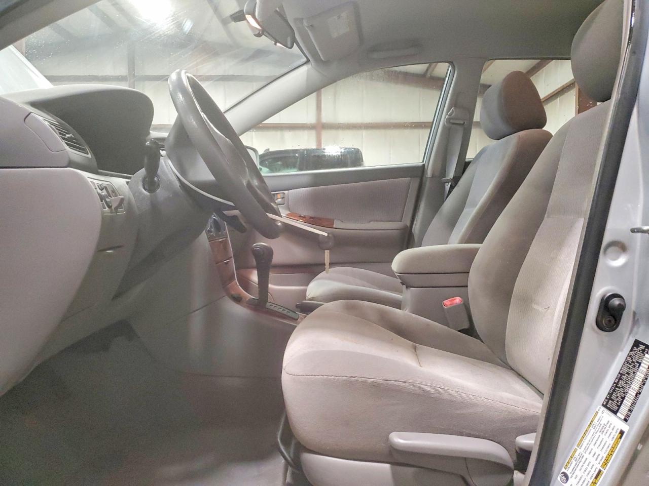 2006 TOYOTA COROLLA CE photo 7