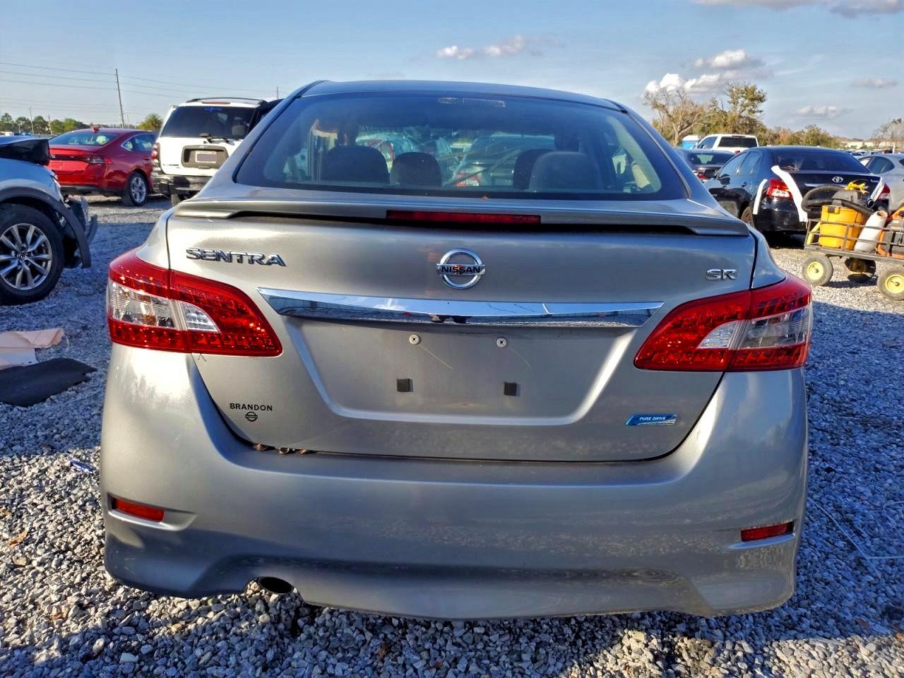 2014 NISSAN SENTRA S photo 6