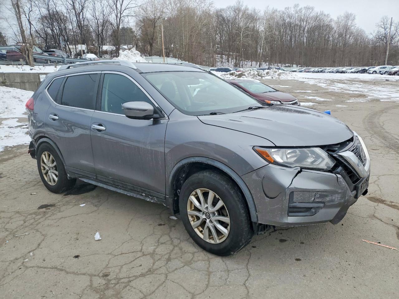 2018 NISSAN ROGUE S photo 4