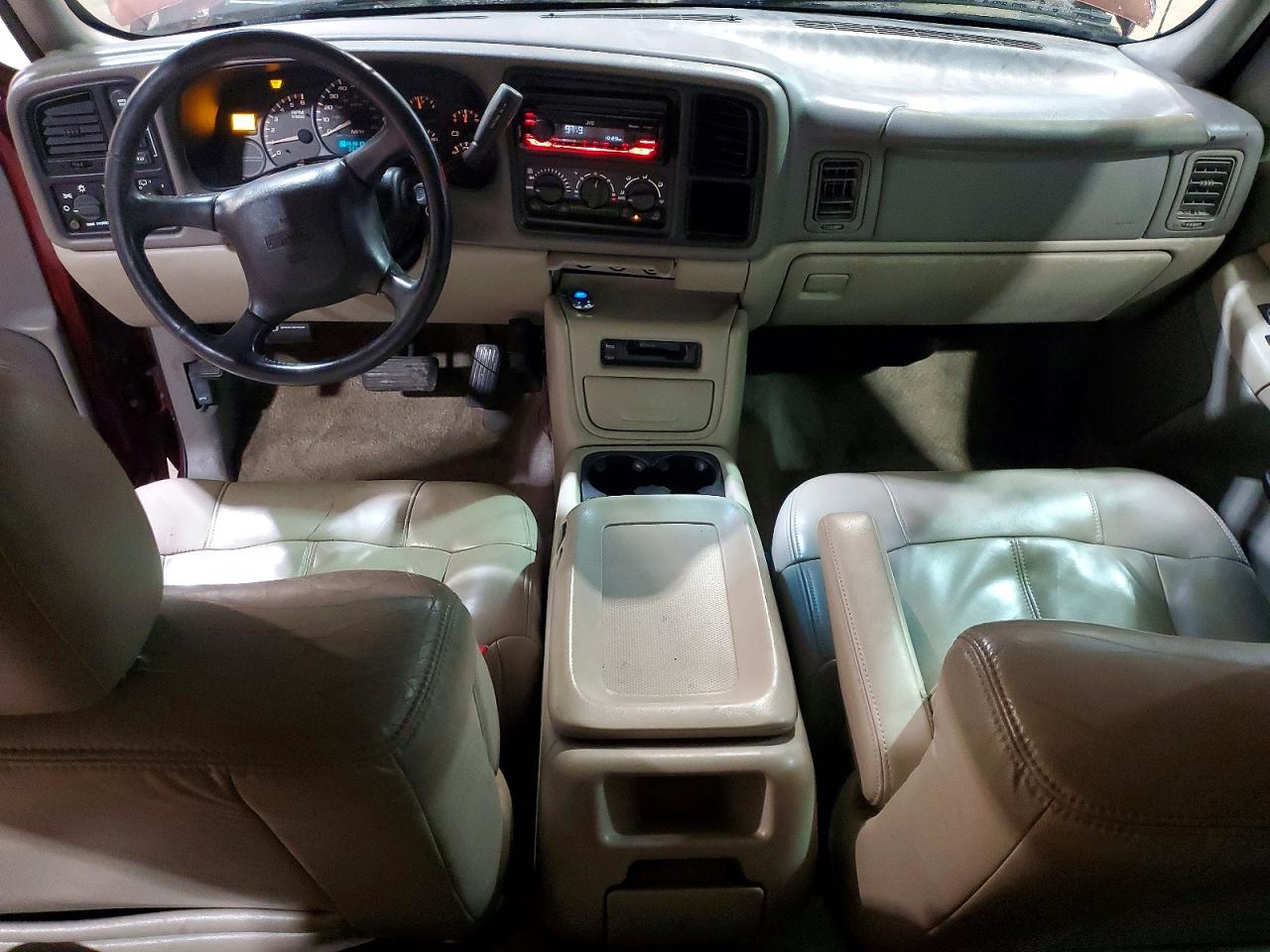 2002 GMC YUKON photo 8