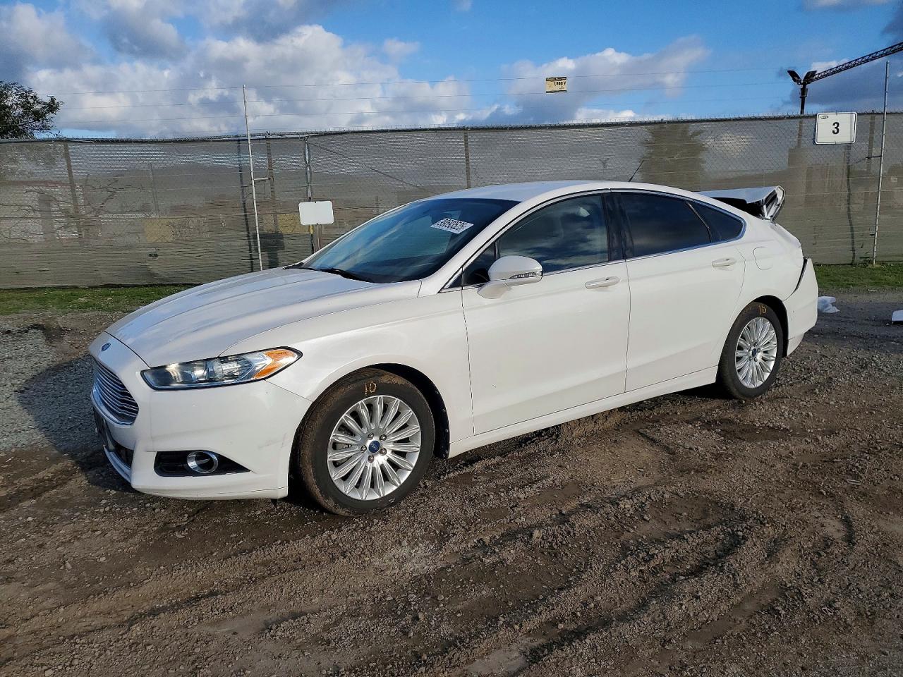 2013 FORD FUSION