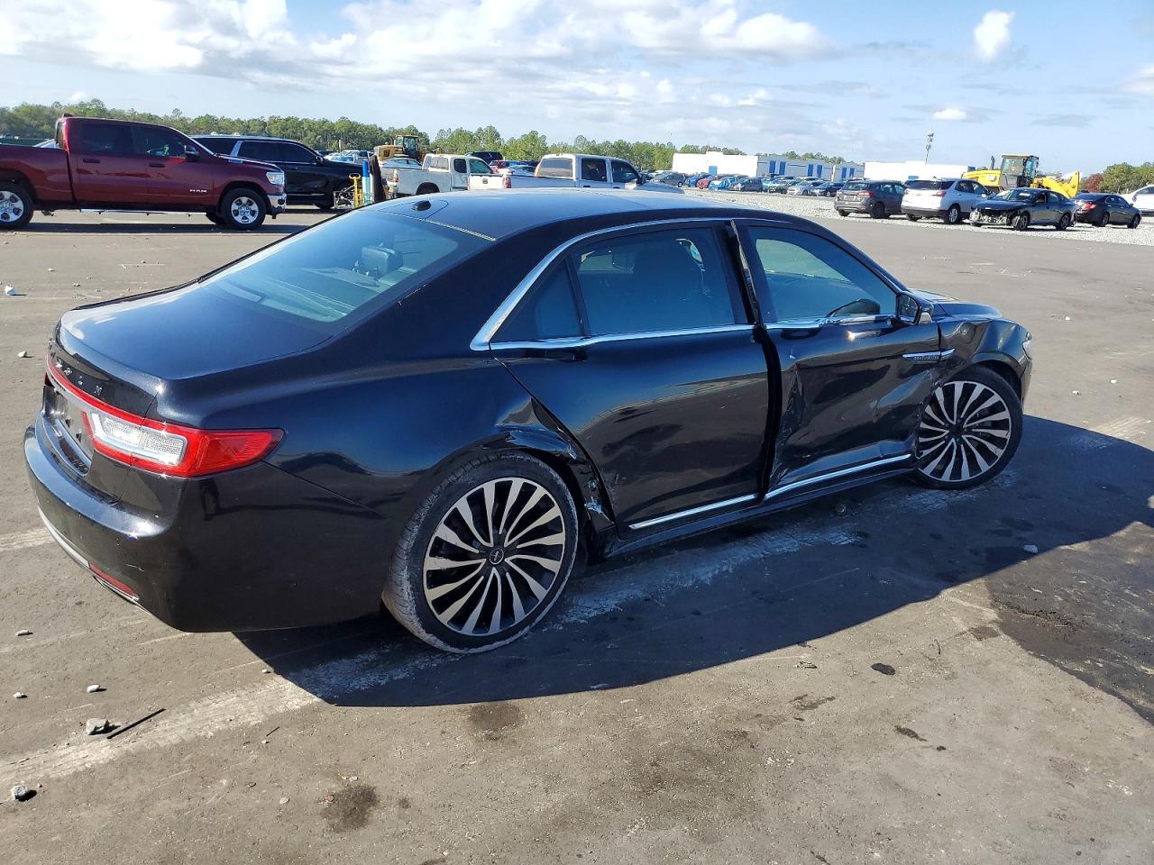 2017 LINCOLN CONTINENTAL BLACK LABEL photo 3