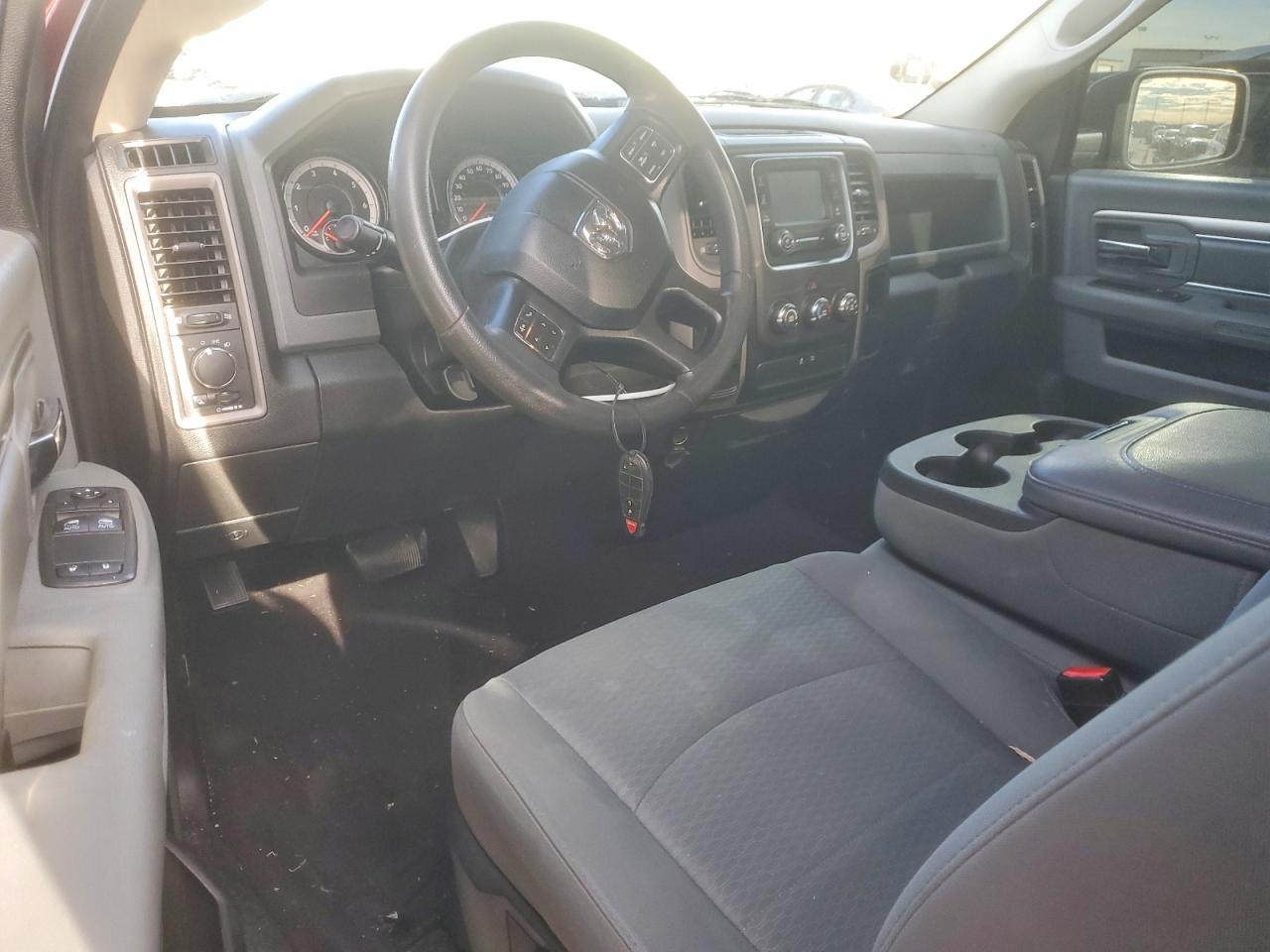 2019 RAM 1500 CLASSIC TRADESMAN photo 8