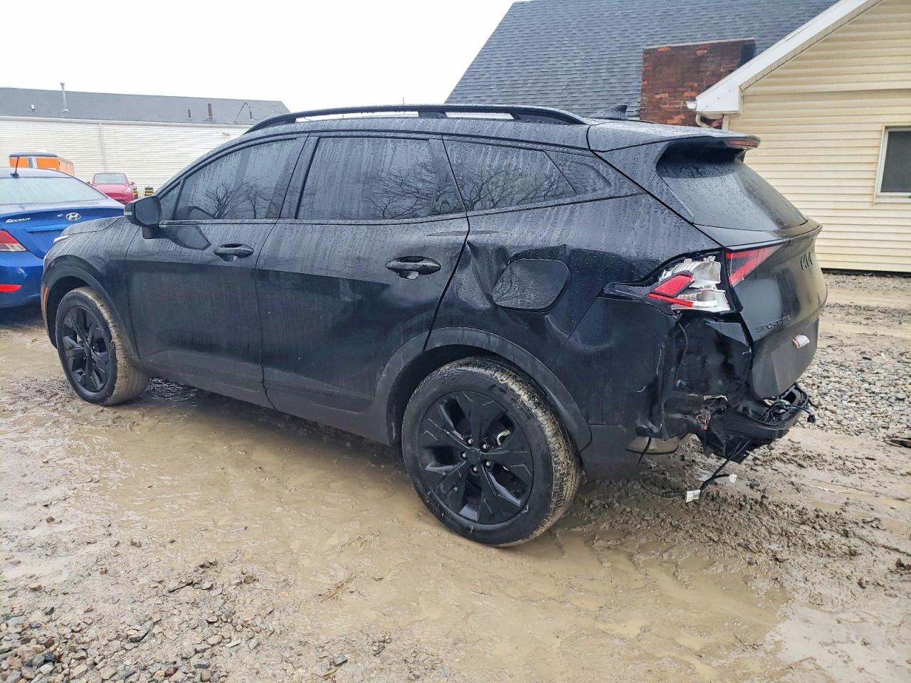 2025 KIA SPORTAGE X LINE photo 2