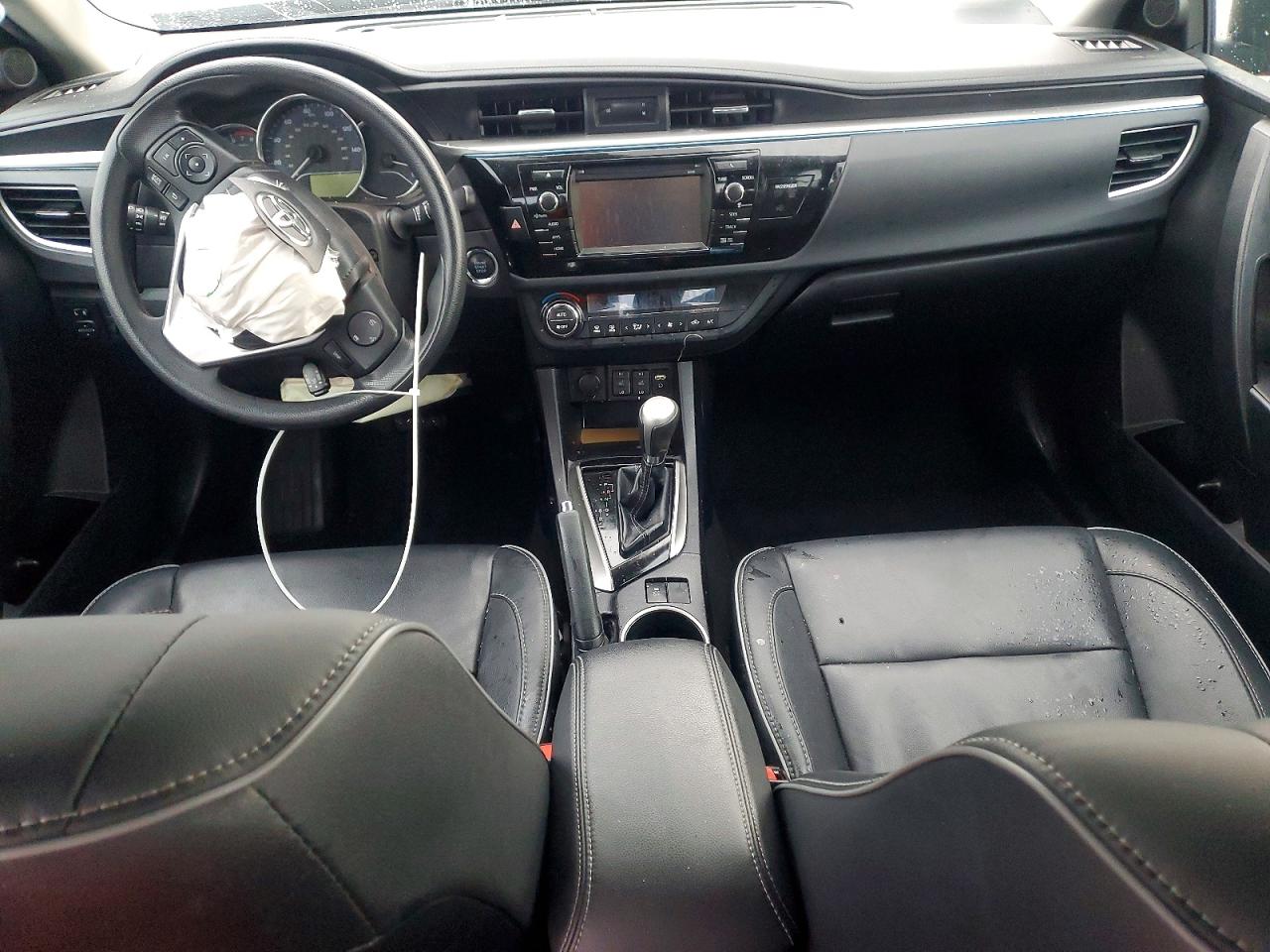 2014 TOYOTA COROLLA L photo 8