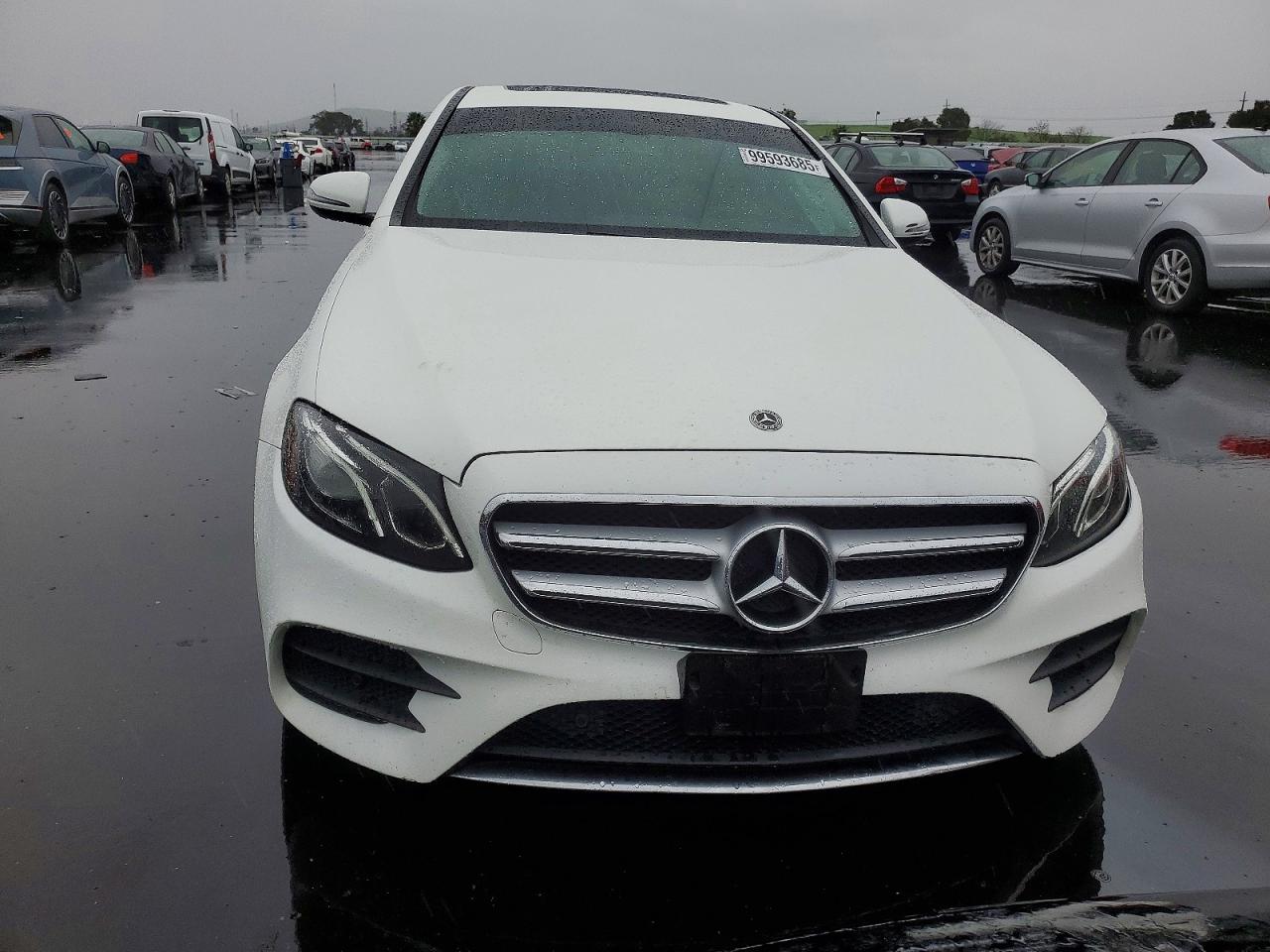 2018 MERCEDES-BENZ E 300 photo 5