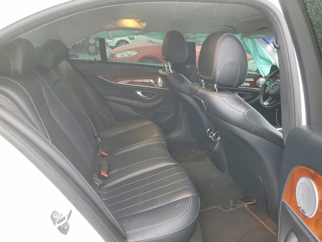 2018 MERCEDES-BENZ E 300 photo 10