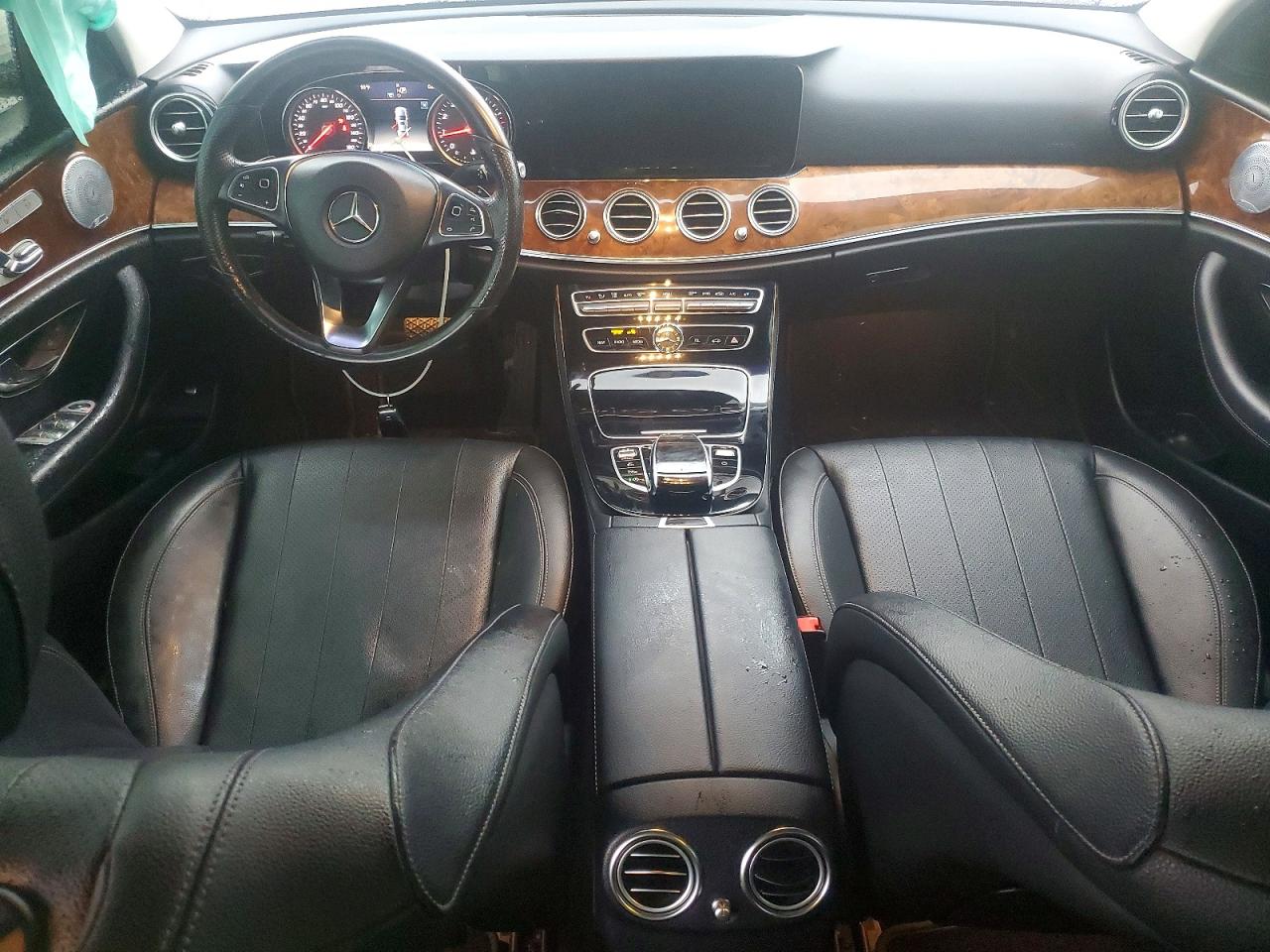 2018 MERCEDES-BENZ E 300 photo 8