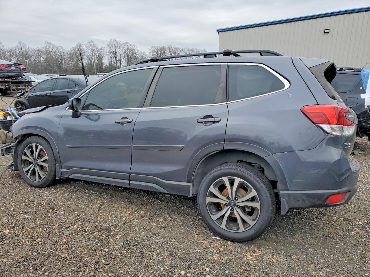 2020 SUBARU FORESTER LIMITED photo 2