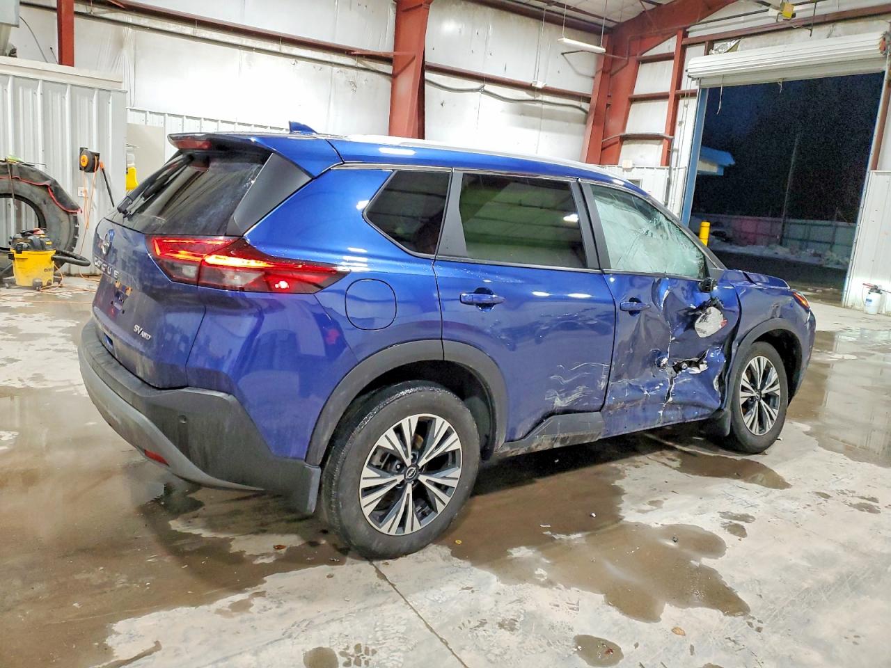 2023 NISSAN ROGUE SV photo 3