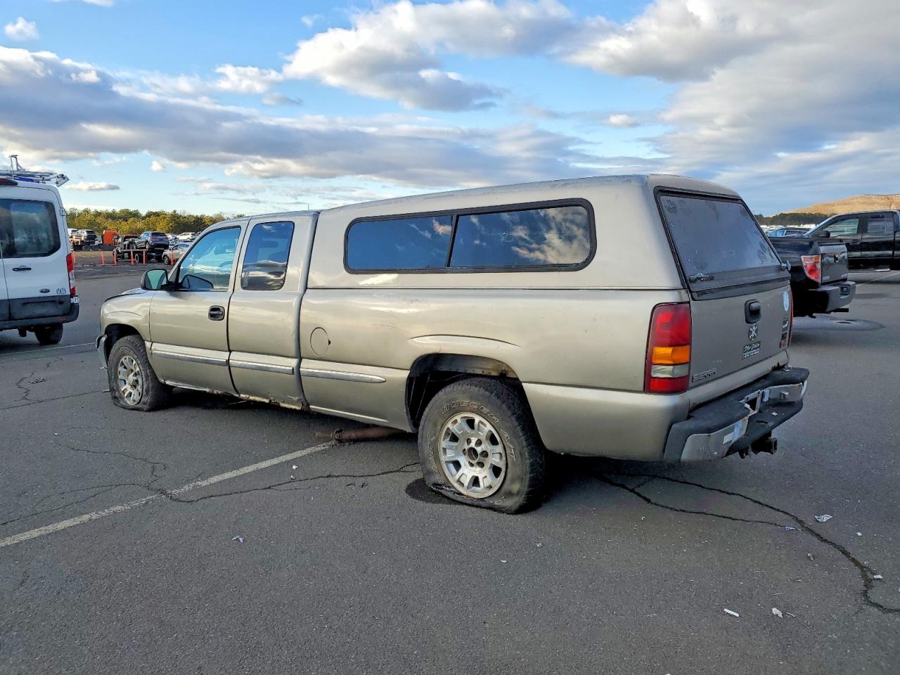 2000 GMC NEW SIERRA K1500 photo 2