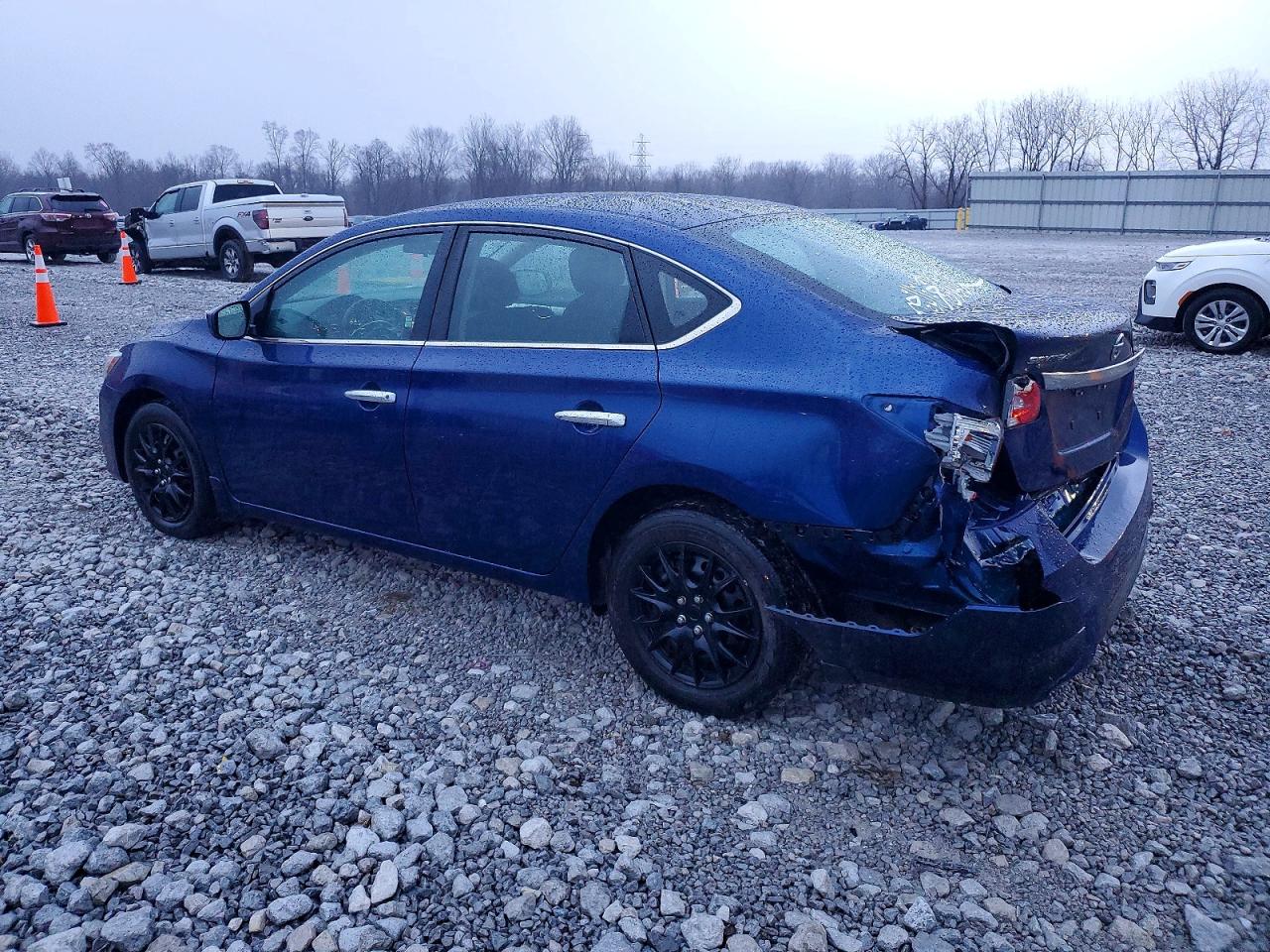 2019 NISSAN SENTRA S photo 2