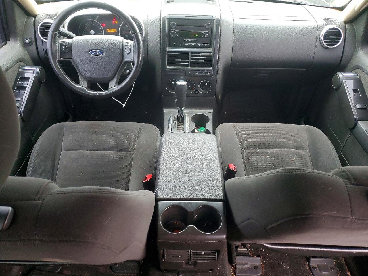 2010 FORD EXPLORER XLT photo 8