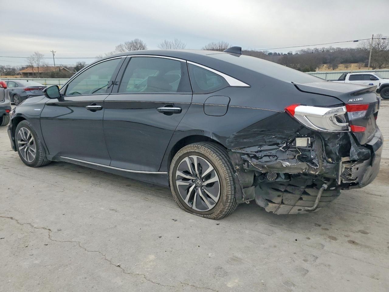 2018 HONDA ACCORD TOURING HYBRID photo 2