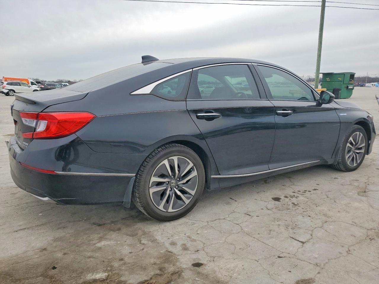2018 HONDA ACCORD TOURING HYBRID photo 3