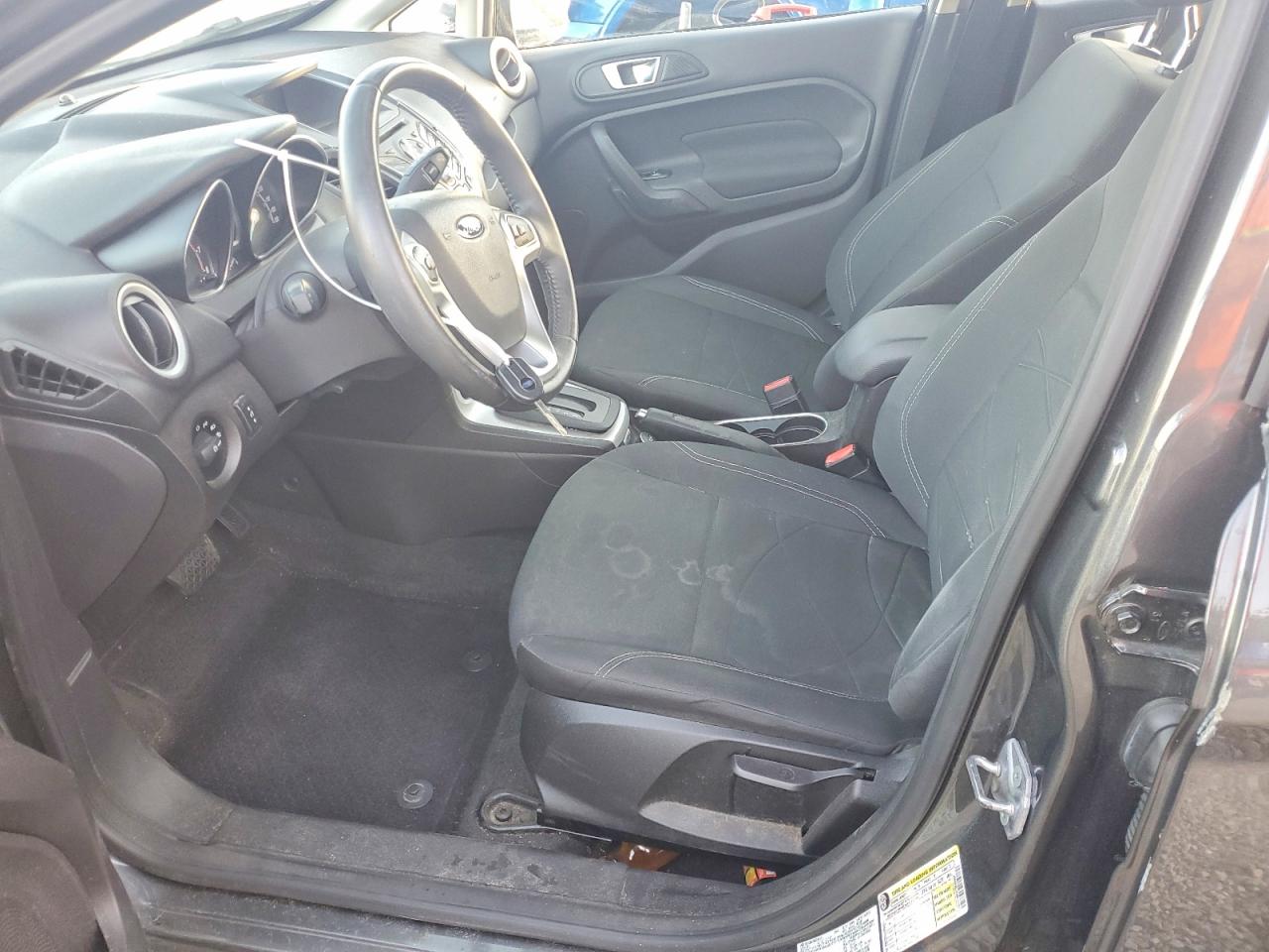 2016 FORD FIESTA SE photo 7